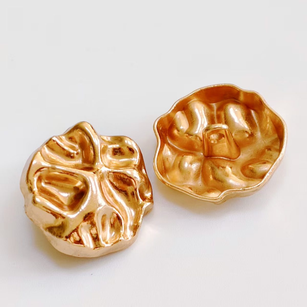 15 mm Rhinestone Zinc Alloy Shank Button main product gallery image