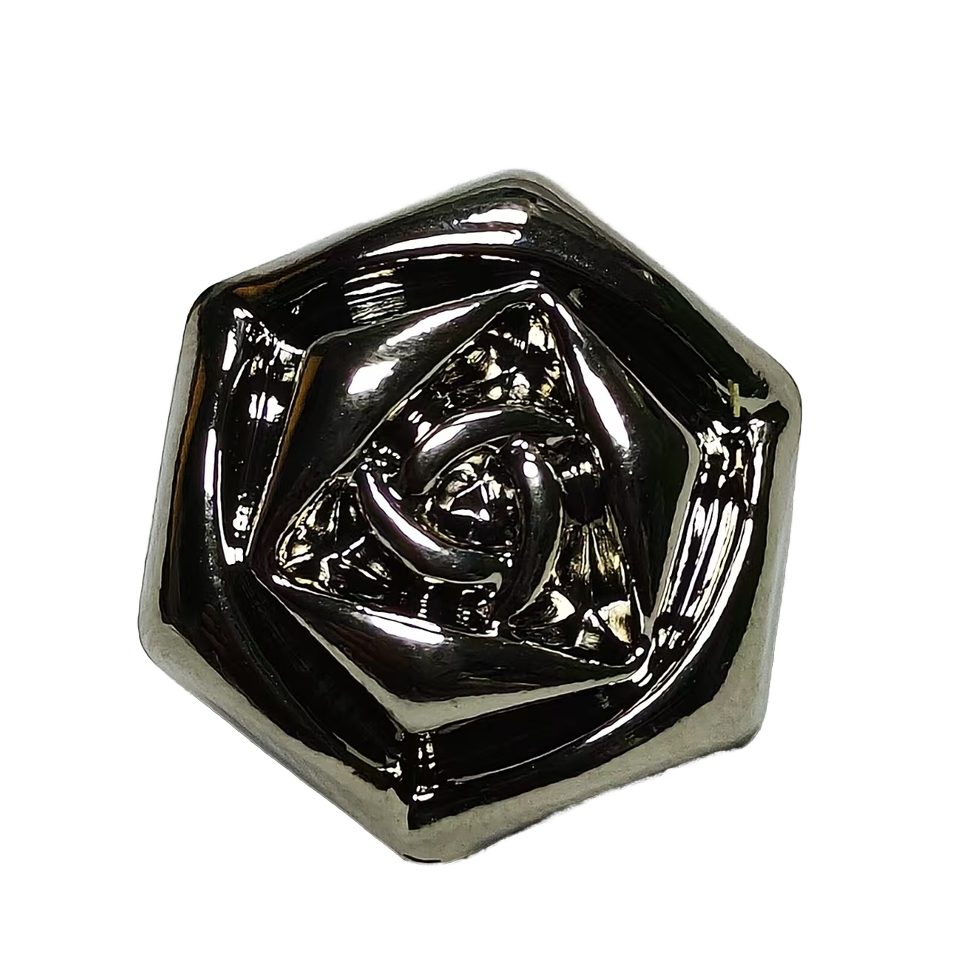18 mm Button main product gallery image