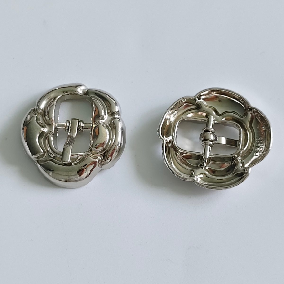 Antique Silver Zinc Alloy Shoe Buckle main product gallery image