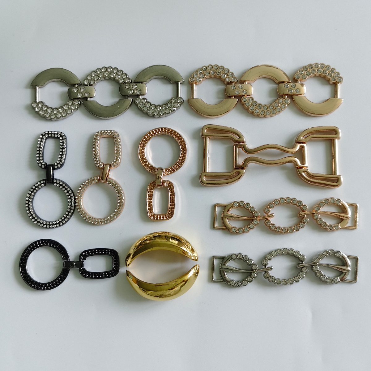 Double Ring Zinc Alloy Chain main product gallery image