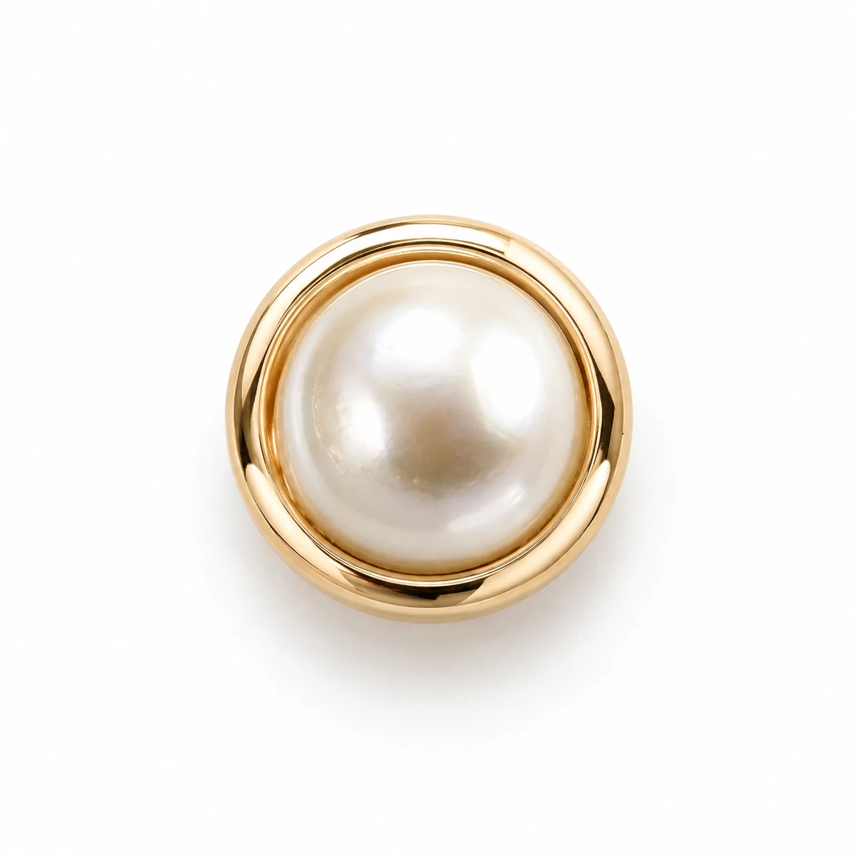 Pearl-inset Shank Button - front view