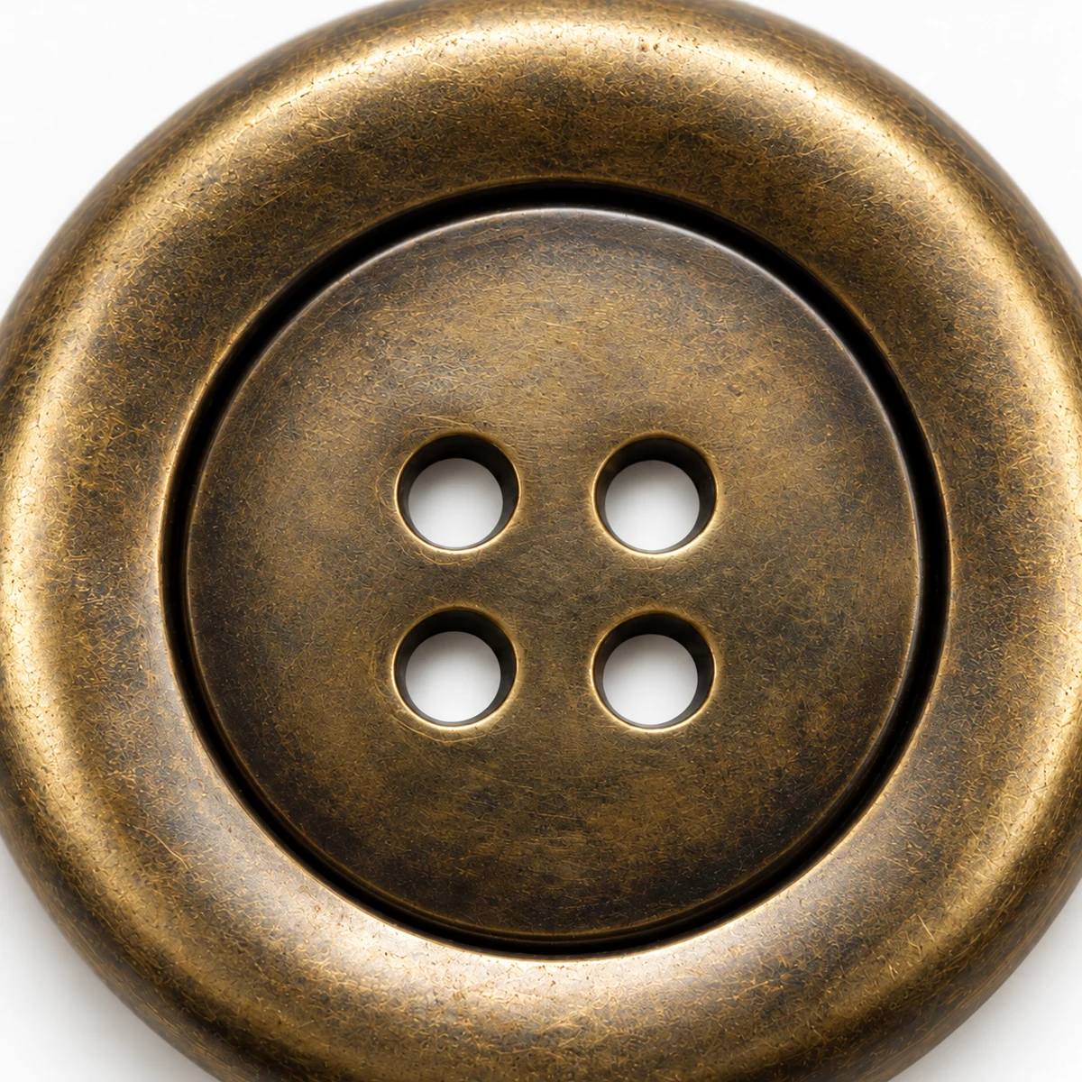 Oversized Statement Coat Button 30–40mm thumbnail 4