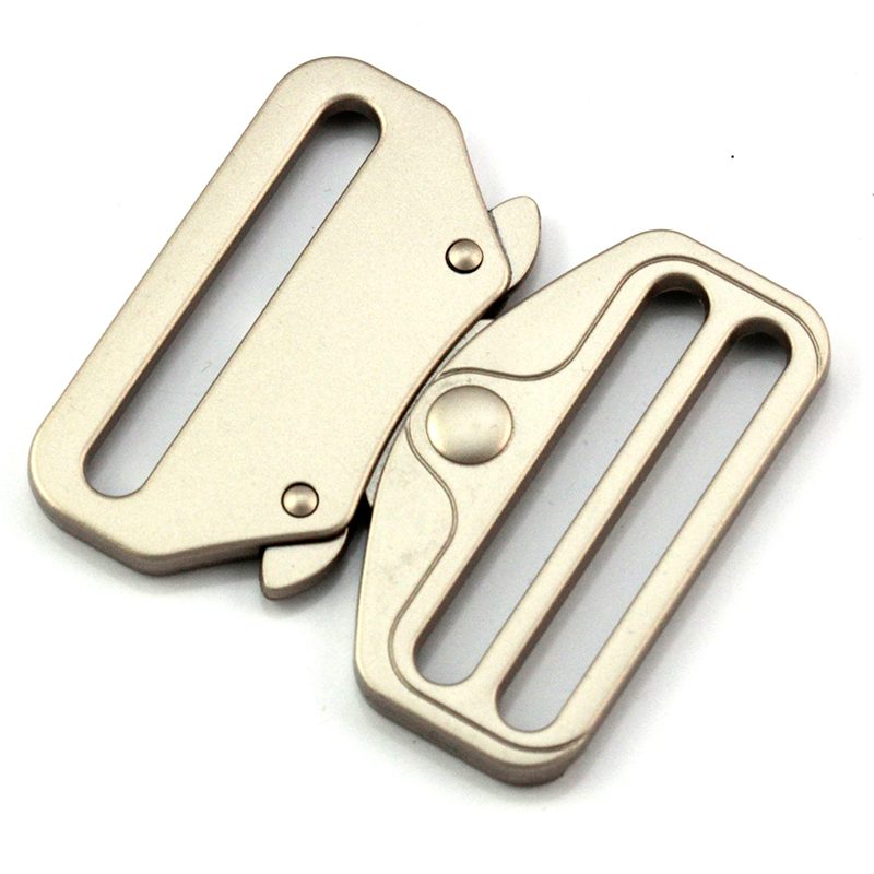 Quick Release Tactical Zinc Alloy Buckle (Ref. 81662) main product gallery image