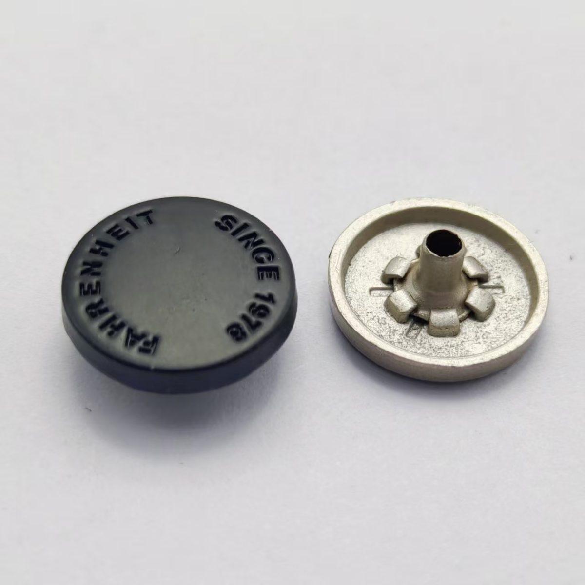Round Zinc Alloy Shank Snap Button hardware product image