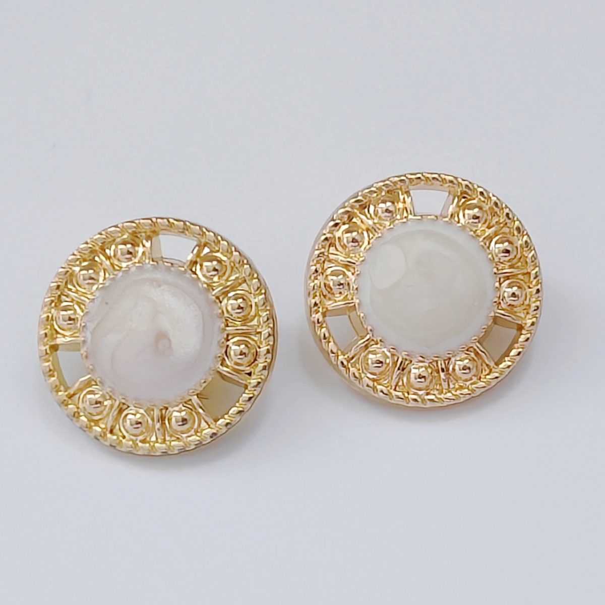 Gold Zinc Alloy Button main product gallery image