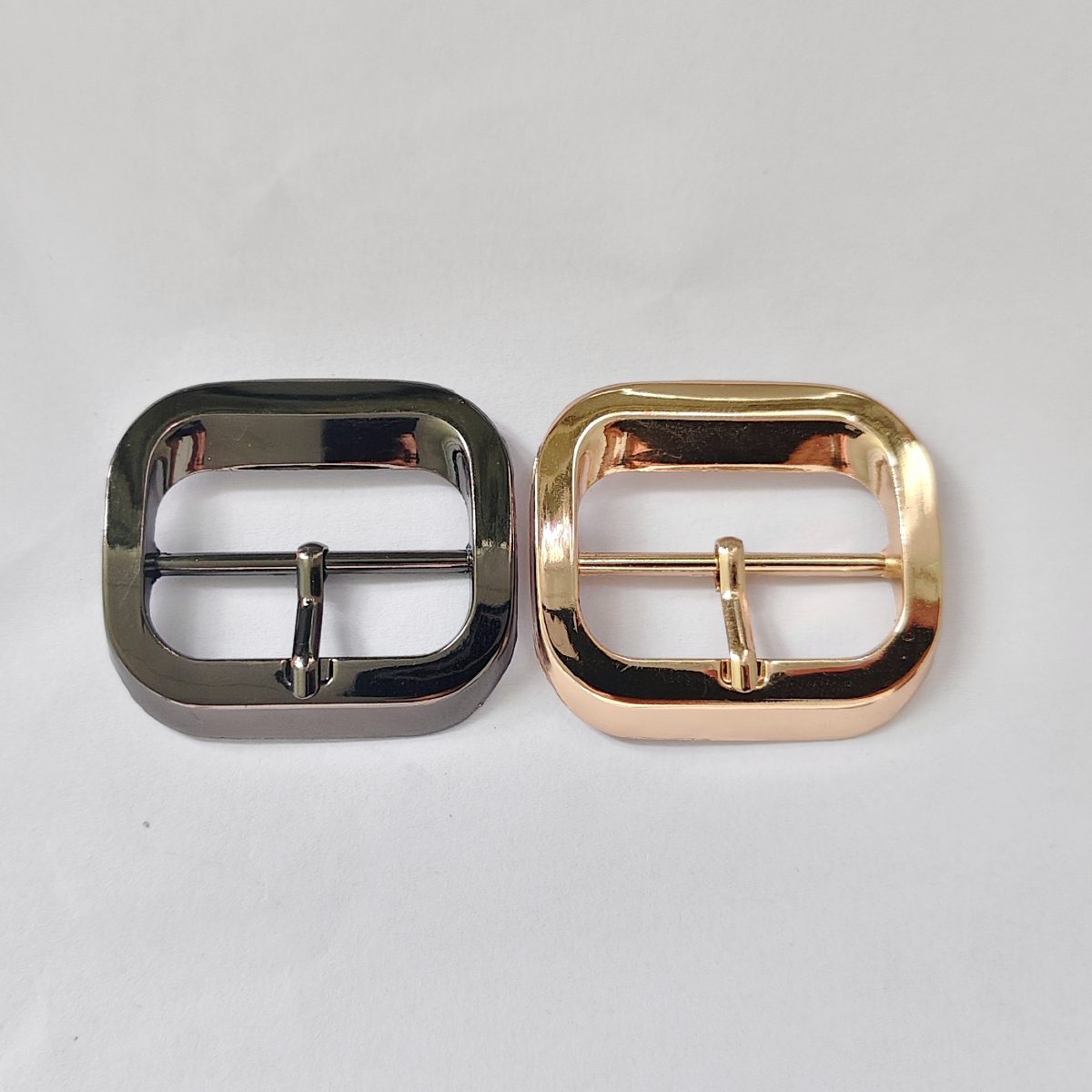 Zinc Alloy Shoe Buckle 25967 main product gallery image